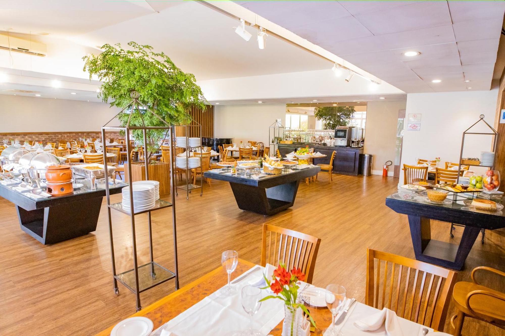 Hotel Jp Ribeirao Preto Resort & Convencoes By Nacional Inn Buitenkant foto